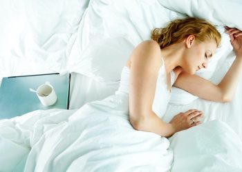 woman sleepng in bed