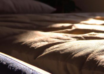 How Long to Air Out Mattress