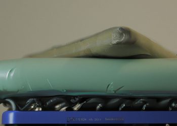 How Much Weight Can a Full Size Air Mattress Hold