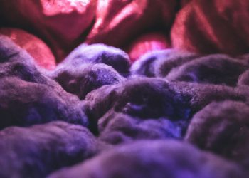 How to Compress a Memory Foam Mattress