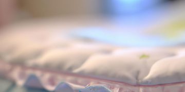 How to Elevate Baby Mattress