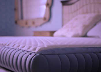 How to Fold Air Mattress