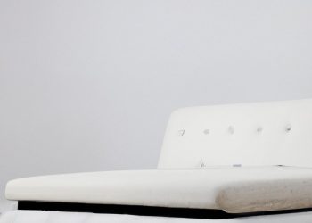 How to Make a Queen Mattress Into a Sofa
