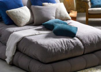 How to Make an Air Mattress Look Like a Bed