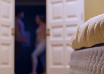 How to Move a King Size Mattress