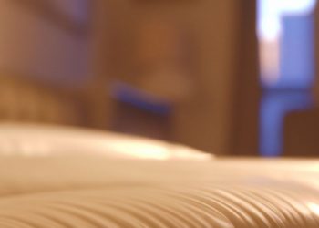 How to Warm Up a Memory Foam Mattress