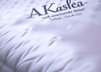 What is an Alaskan King Mattress