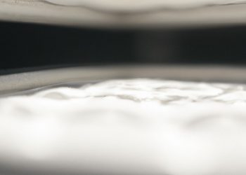 What is Hybrid Mattress Made of