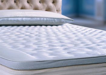 What is the Difference Between Medium and Plush Mattress