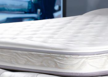 What Size is an Rv Queen Mattress