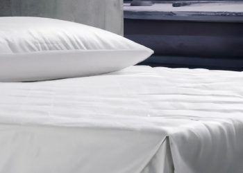 What Size Mattress Needs Deep Pocket Sheets