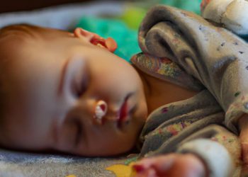 When to Lower Baby Mattress